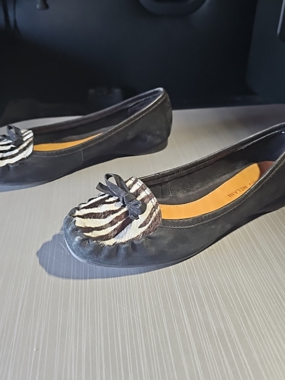 ANTONIO MELANI Moccasin Flats Black Leather Faux Fur Animal Print Bow Size 8 EUC
